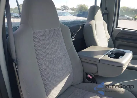 2003 Ford F-250 Xl/Xlt из США, поврежденный, VIN 3FTNF20L13MB36097